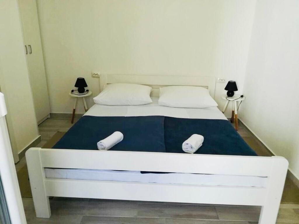 Apartmani “Kresimir” Omiš Eksteriør billede
