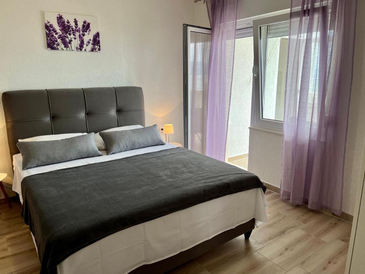 Apartmani “Kresimir” Omiš Eksteriør billede