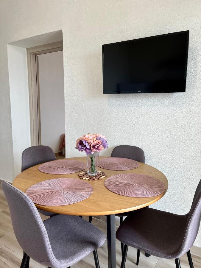 Apartmani “Kresimir” Omiš Eksteriør billede