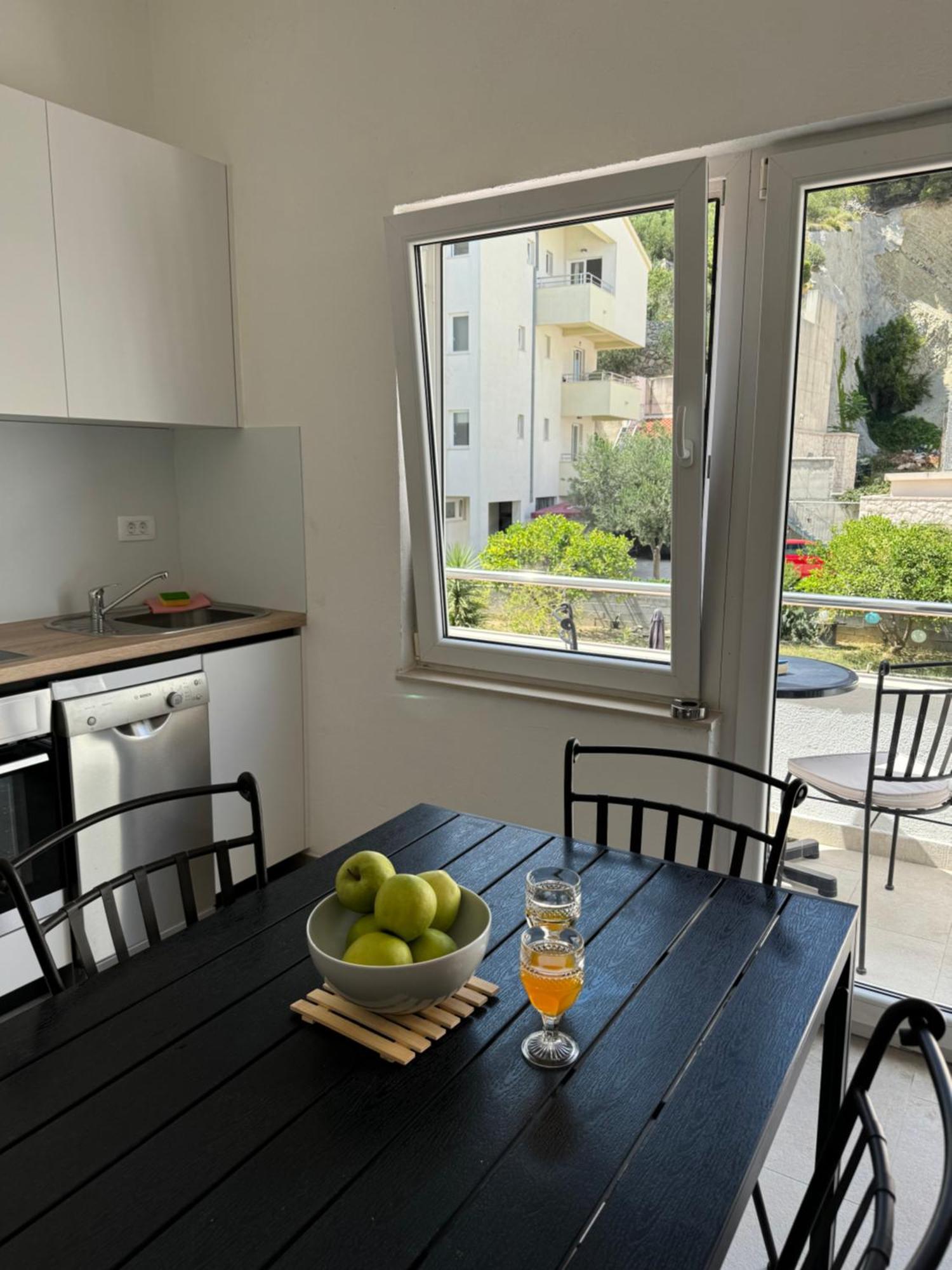 Apartmani “Kresimir” Omiš Eksteriør billede